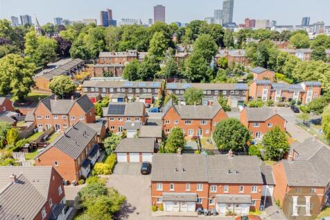 Hadleigh Estate Agents-27.jpg