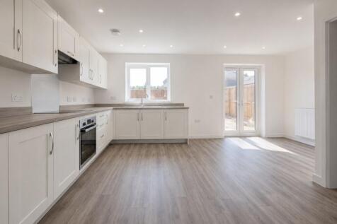 Dickens Way, Kirkby-In-Ashfield, NG17 photo 3