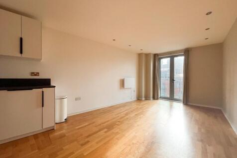 Santorini, City Island, Gotts Road, Leeds photo 3