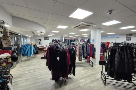 Commercial Property to rent Image 4