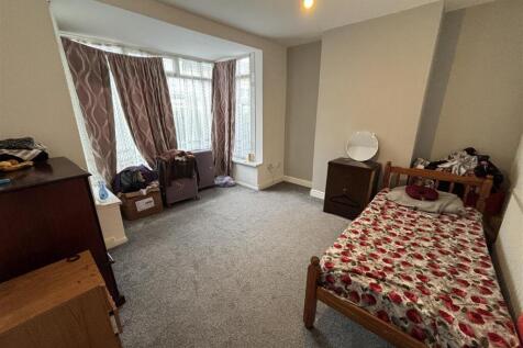 RECEPTION ROOM 1