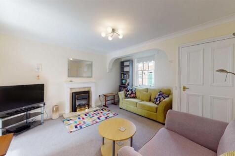Thomas Court, Carline Fields, Shrewsbury photo 3