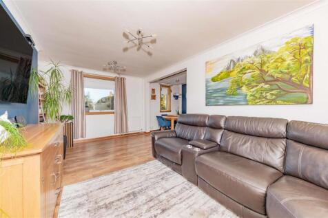 13 St Ninians Road Arbroath-7.JPG