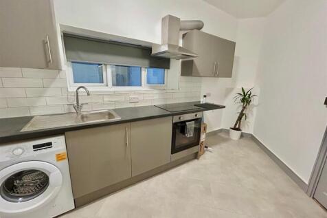 WhatsApp Image 2025-12-11 at 14.41.26.jpeg