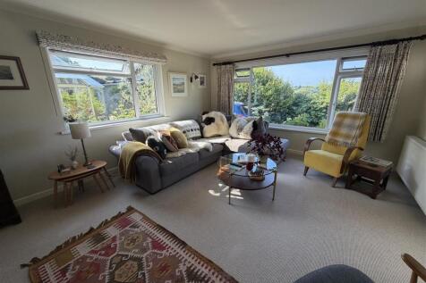 sitting room.jpeg