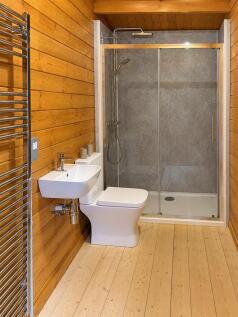 Shower Room.jpg