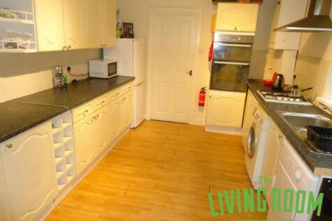5-bed house on Dogfield Street, Cathays, Cardiff, £2,875/mo
