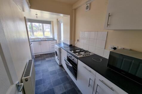 6 Northway, Leamington Spa photo 3