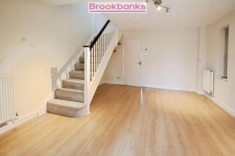 Moss Way, Dartford, DA2 7JX photo 3
