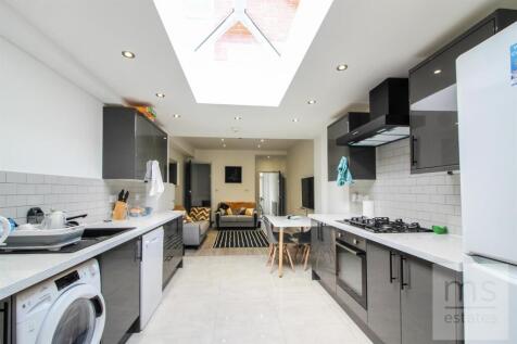 £135pppw Harley Street, Lenton, Nottingham photo 3