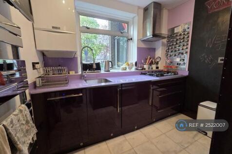 Kitchen Fully Integrated