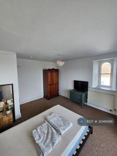 Bedroom Pic 2