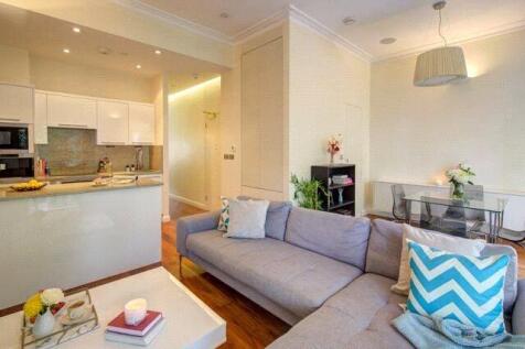 Living/Dining Area