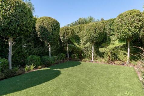 The Crest Fully Renovated 5 bed Villa For Sale (29)