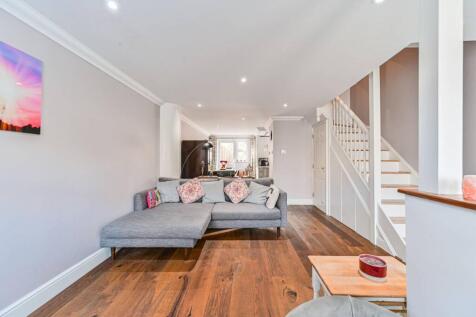 London, SE8 - property photo