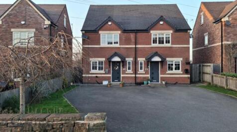 Front of the home and driveway.jpg