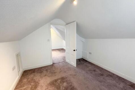 64 Manchester Road, Wilmslow, SK9 photo 4