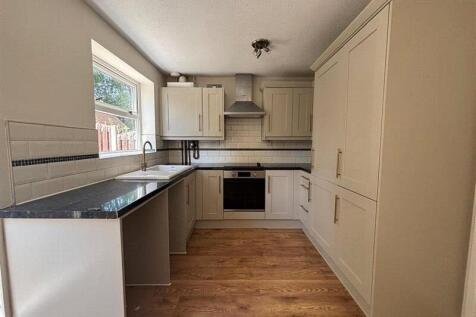 Westerton Drive, Bramley, Rotherham, South Yorkshire, S66 photo 3