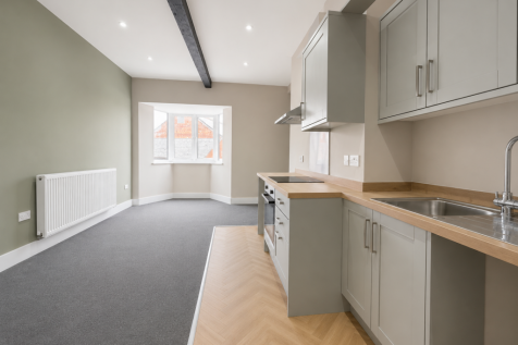 Shires Court, South Street, Bourne photo 4