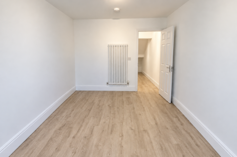 Percy Road, London, W12 photo 5