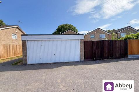 Detached Garage