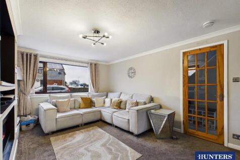 Lounge / Dining Room