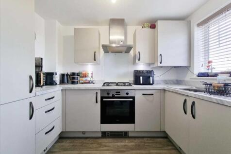 Kitchen: