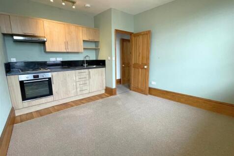 Living Room / Kitchen