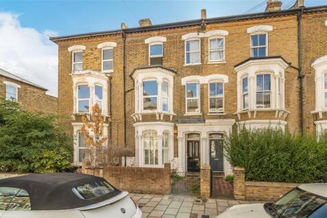 London, SW2 - property photo
