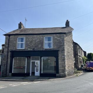 Retail Property (high street) to rent Image 6