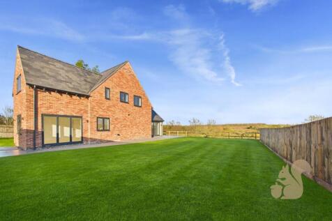 Stows Hill - Garden side .jpg