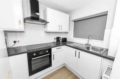 Clifton, Nottingham, Nottinghamshire, NG11 photo 4