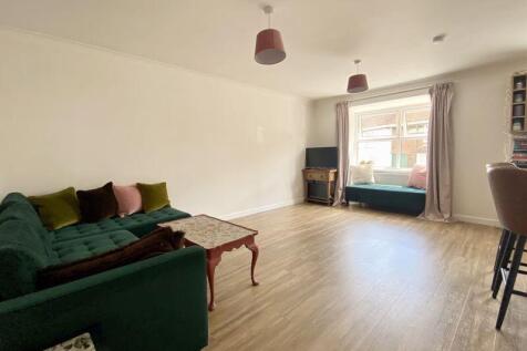 Churchwood Court, West Street, Wareham photo 3