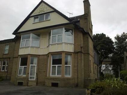 1-bed flat on Harrogate Road, Bradford, West Yorkshire, BD2, £498/mo