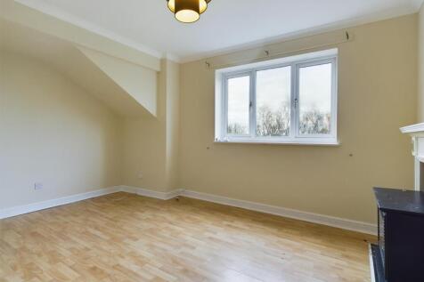 Foxdale Drive, Brierley Hill photo 3