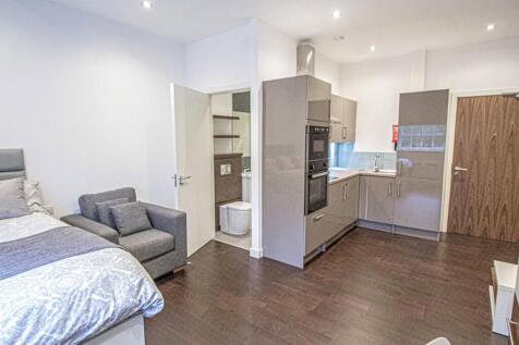 Apt 2, Park Square Residence #621175 photo 3
