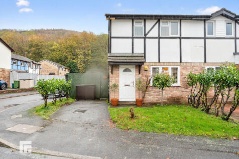 Cardiff, CF15 - property photo