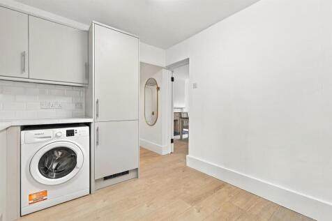 Castlehaven Road, London photo 3