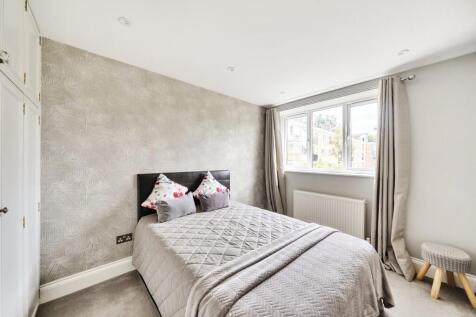 Innes Gardens, Putney Heath, London, SW15 photo 3