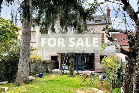 Property Image 1