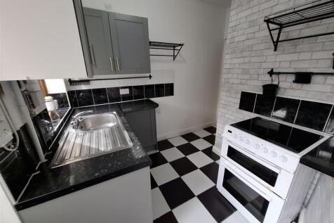 14 Weston Street, Leek photo 5