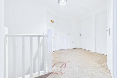 CAM04884G0-PR0116-STILL018.jpg