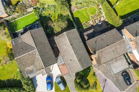 4 Weston Close_29.jpg