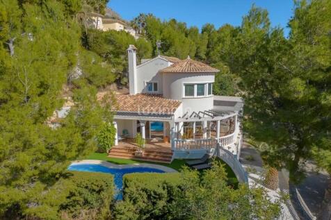 Property Image 1