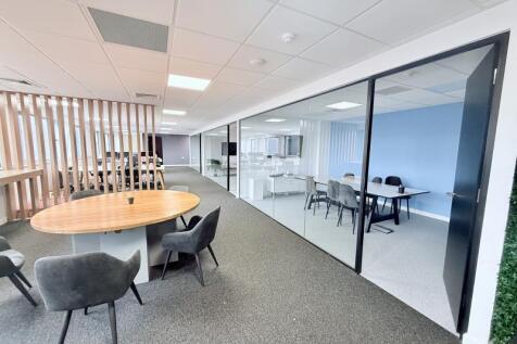 Office to rent Image 10