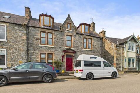 CAM03481G0-PR0104-STILL032