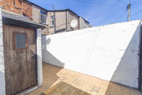 Rear yard 2