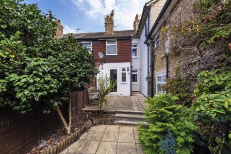 3 Houselands Rd, TN9 1JJ 006.jpg