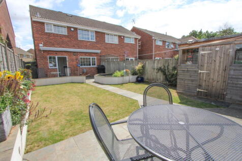 Bristol, BS37 - property photo