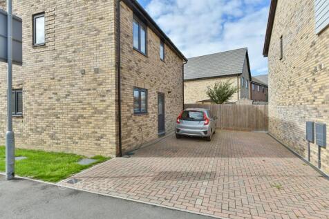 Driveway/Parking